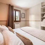 Les Esplaneilles Apartment *