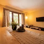Les Esplaneilles Apartment *